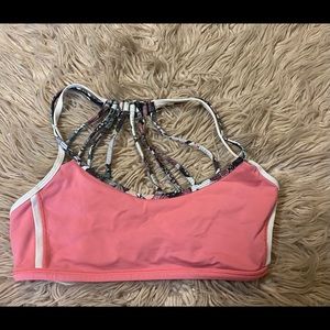 Lululemon sports bra